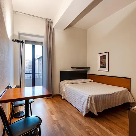 Hotel Nuova 3*