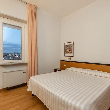Nuova 3*