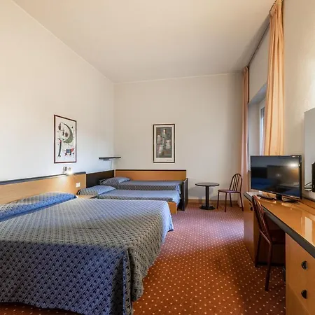 Hotel Nuova 3*