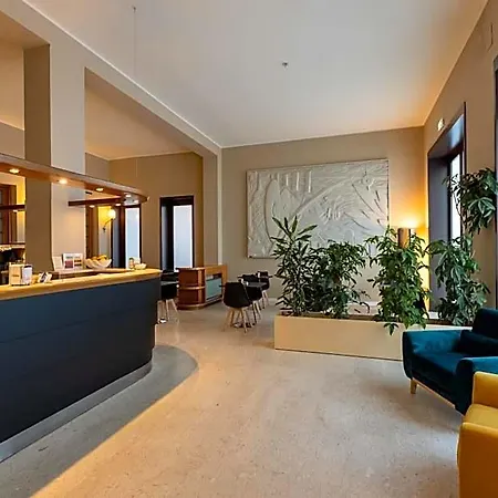 Nuova Hotel