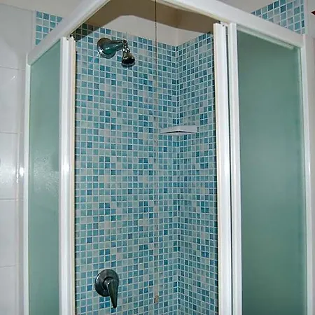 Nuova Hotel 3*