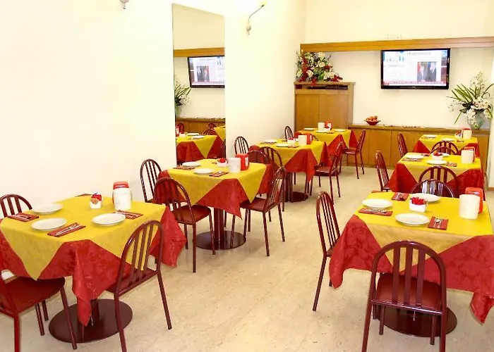 Hotell Nuova 3*
