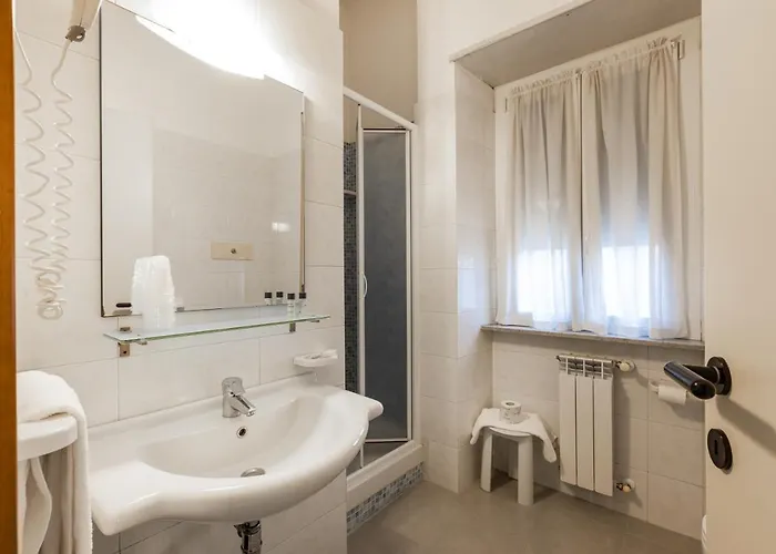Nuova Hotell 3*