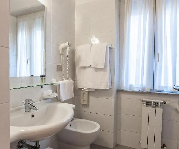 Hotell Nuova 3*