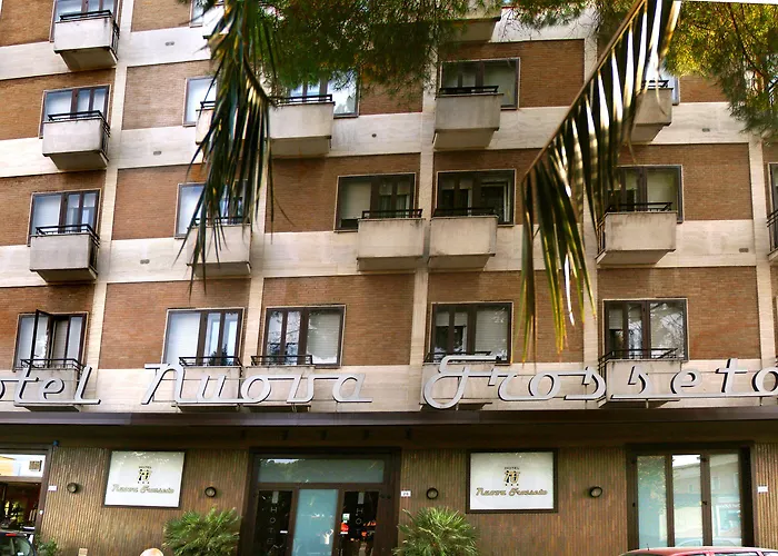 Hotell Nuova 3*