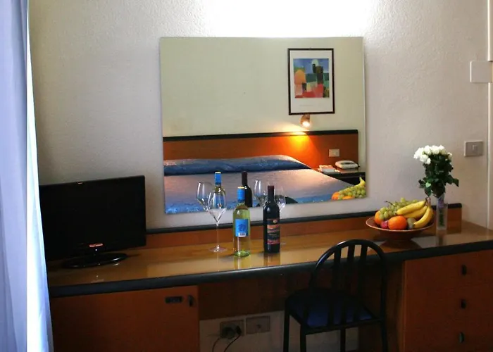 Nuova Hotel 3*